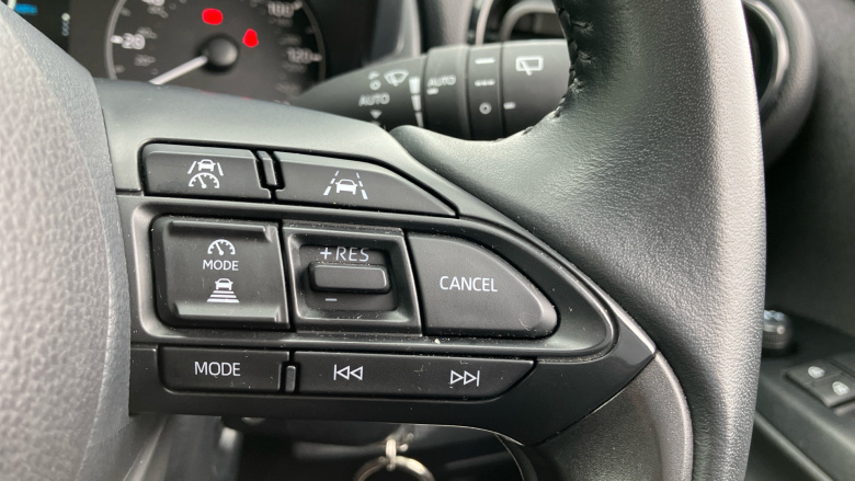 Toyota Yaris 1.5 Hybrid Icon 5dr CVT Hybrid Hatchback